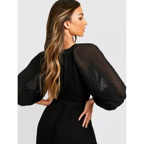Boohoo Pleated Puff Sleeve Maxi Dress - Picture 7 of 12